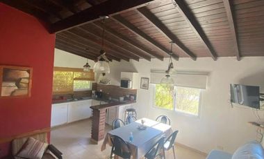 Casa en alquiler temporario - 2 Dormitorios 1 Baño - Chapadmalal