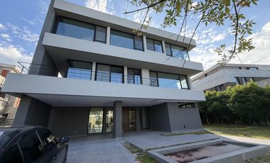 Casa en Cabos del Lago