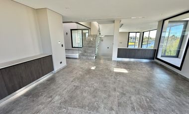 Casa en Cabos del Lago