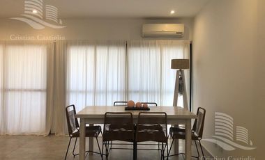 Luminosa Casa en Venta / Spring Park - Pilar