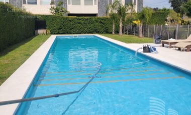 Luminosa Casa en Venta / Spring Park - Pilar