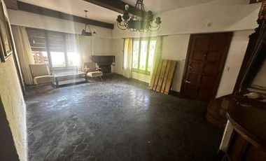 Casa en venta - 4 Dormitorios 2 Baños - Mar del Plata