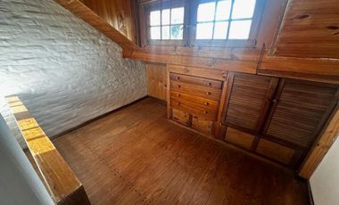 Casa en venta - 4 Dormitorios 2 Baños - Mar del Plata