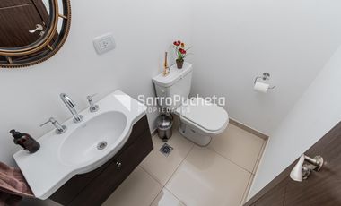 Venta semipiso 4 ambientes c/doble cochera y balcón en Haedo