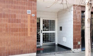 FLORESTA 2 AMBIENTES. FRENTE. SUPER LUMINOSO.