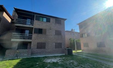 Departamento en venta - 3 Dormitorios 1 Baño - Tolosa