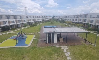 Casa en Venta con 3 Habitaciones, Alberca y Amenidades en Xochitepec, Mor.