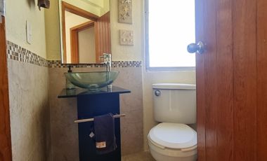 Casa Amueblada en Renta con 3 Habitaciones, Terraza y Alberca en Xochitepec