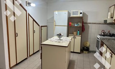 Venta Duplex en Calle Gobernador Anaya  Apto  Crédito Neuquén Capital