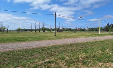 Venta terreno Funes Town