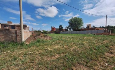 Venta terreno Funes Town