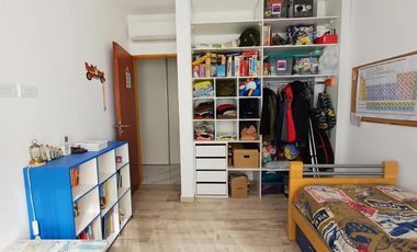 Casa en venta - 4 Dormitorios 4 Baños - Escobar