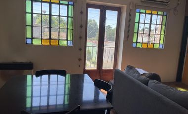 MB Ph en 1er Piso. al frente 4 Ambientes mas terraza. A 1 cuadra Estación José Marmol