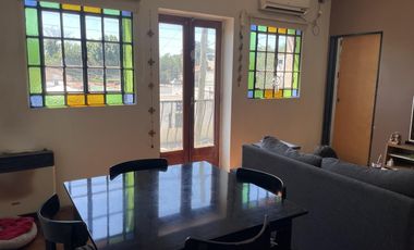 MB Ph en 1er Piso. al frente 4 Ambientes mas terraza. A 1 cuadra Estación José Marmol