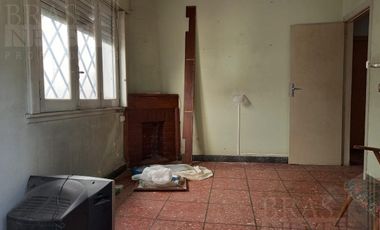 OPORTUNIDAD !!!!!!!!! PARA RECICLAR ***IDEAL  2 FAMILIAS