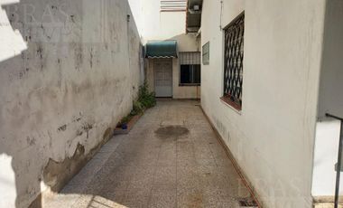 OPORTUNIDAD !!!!!!!!! PARA RECICLAR ***IDEAL  2 FAMILIAS