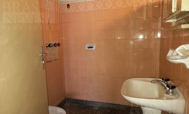 OPORTUNIDAD !!!!!!!!! PARA RECICLAR ***IDEAL  2 FAMILIAS