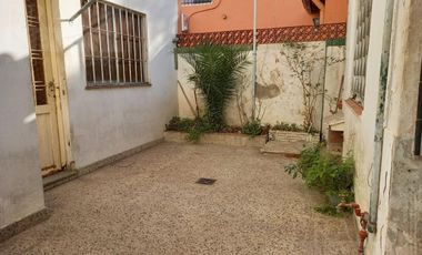 OPORTUNIDAD !!!!!!!!! PARA RECICLAR ***IDEAL  2 FAMILIAS