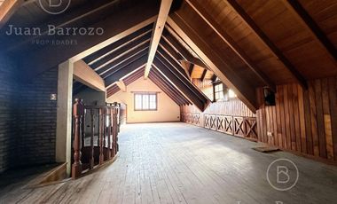 Venta Chalet con 5 dormitorios y fondo libre. Lomas de Zamora Oeste