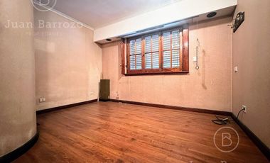 Venta Chalet con 5 dormitorios y fondo libre. Lomas de Zamora Oeste