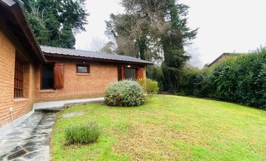 VENTA | CHALET DE LADRILLOS | 3 AMB CON PILETA | SIERRA DE LOS PADRES