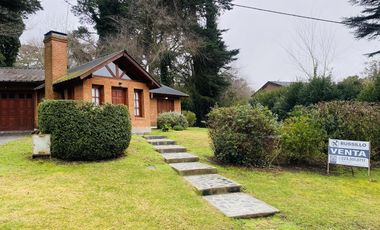 VENTA | CHALET DE LADRILLOS | 3 AMB CON PILETA | SIERRA DE LOS PADRES