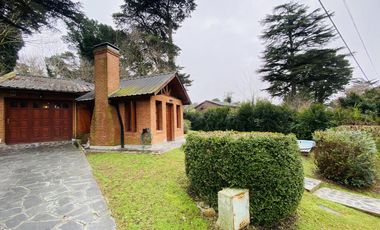 VENTA | CHALET DE LADRILLOS | 3 AMB CON PILETA | SIERRA DE LOS PADRES