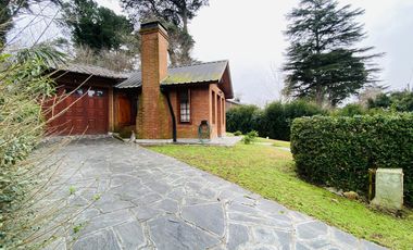 VENTA | CHALET DE LADRILLOS | 3 AMB CON PILETA | SIERRA DE LOS PADRES