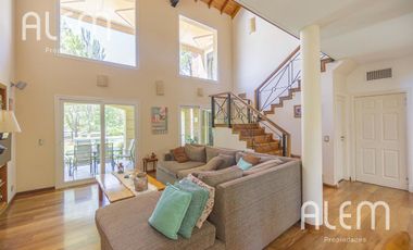 Casa en venta en Saint Thomas Sur, Canning