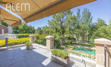 Casa en venta en Saint Thomas Sur, Canning