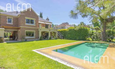 Casa en venta en Saint Thomas Sur, Canning