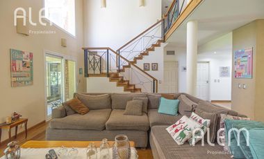 Casa en venta en Saint Thomas Sur, Canning