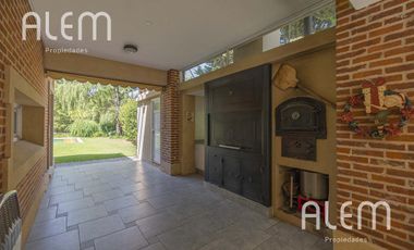 Casa en venta en Saint Thomas Sur, Canning