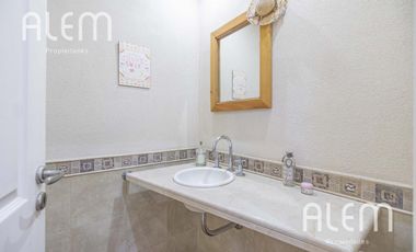 Casa en venta en Saint Thomas Sur, Canning