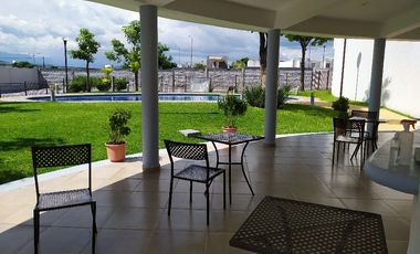 Casa de dos recámaras con alberca en Real Santa Fe Residencial I, Xochitepec, Mor.