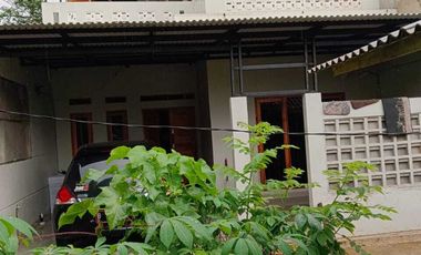 Rumah Bagus + Unit Kontrakan Dekat Tol Cikopo Purwakarta Dijual Murah