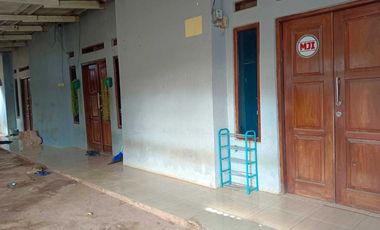 Rumah Bagus + Unit Kontrakan Dekat Tol Cikopo Purwakarta Dijual Murah