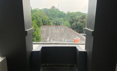 Rumah 2 Lantai Murah & Strategis di Depok, - Promo DP 0% & Free Biaya