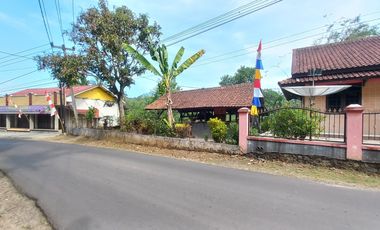 Dijual Murah Rumah 604 m2 Pinggir Jalan di Tanjungkerta Sumedang