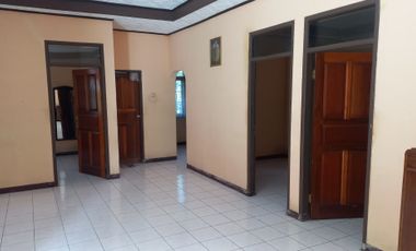 Dijual Murah Rumah 604 m2 Pinggir Jalan di Tanjungkerta Sumedang