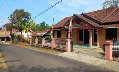 Dijual Murah Rumah 604 m2 Pinggir Jalan di Tanjungkerta Sumedang