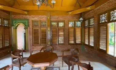 Jual Rumah Villa Joglo  Mewah dan Kebun Buah di Purwakarta
