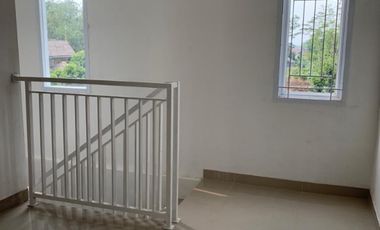 Rumah 2 Lantai harga nego termurah sejagad Raya di Bogor