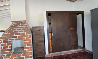 Nave Industrial en Renta Cercas del Centro de Ezequiel Montes con Oficinas