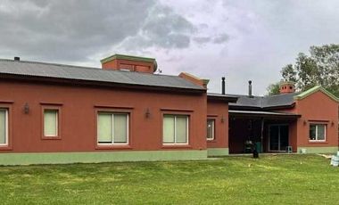 Hermosa propiedad ubicada en Bosque Encantado