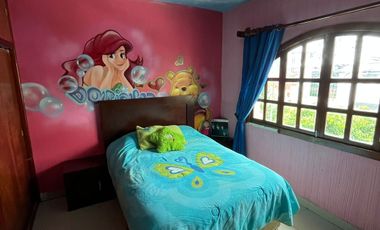 CASA EN VENTA EN FRACCIONAMIENTO ATENAS