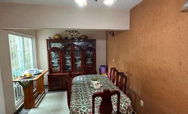 CASA EN VENTA EN FRACCIONAMIENTO ATENAS