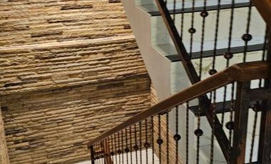 For sale rumah lokasi di jl gunung salak padangsambian kelod