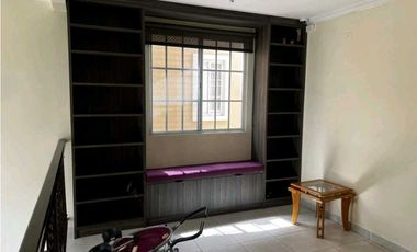 VENTA DE CASA EN CHANIS RESIDENCIAL CASTEL NOVO 280 JP