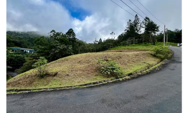 ALTOS DEL MARIA / 1525M / PUNTO ALTO / FRENTE A VIA / ESQUINA